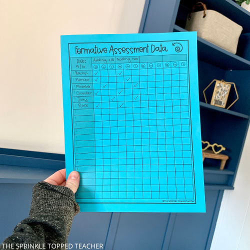 Teacher holding formative assessment in the classroom data recording page